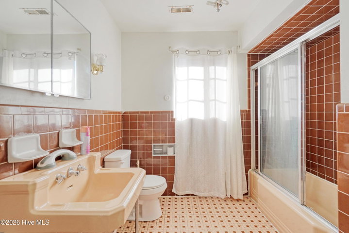 1001 W Main Street, Williamston, NC 27892 — photo 21