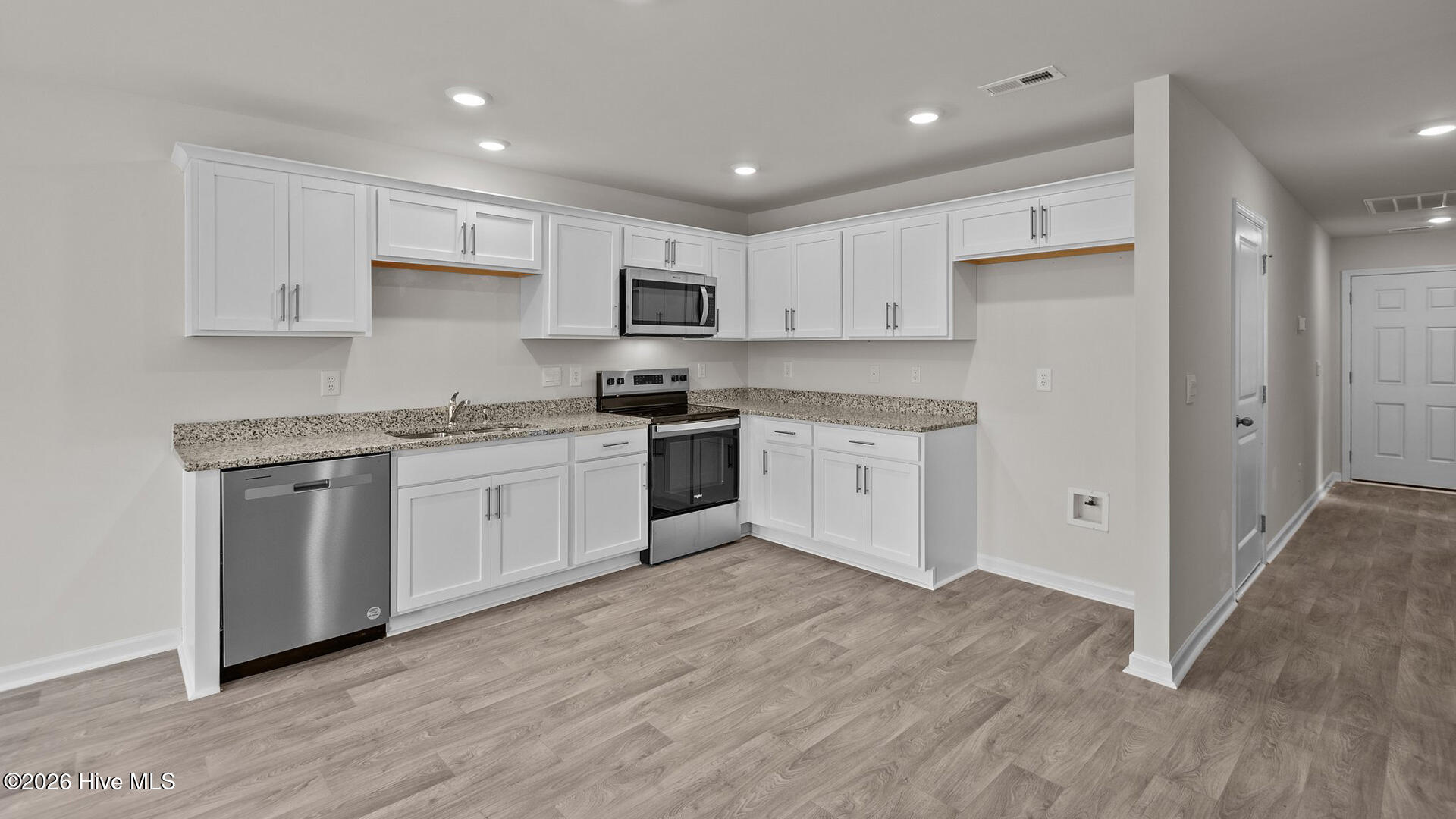 323 Teddy Bear Court, Ayden, NC 28513 — photo 2