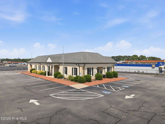 3111 S Memorial Drive, Greenville, NC 27834 — photo 13
