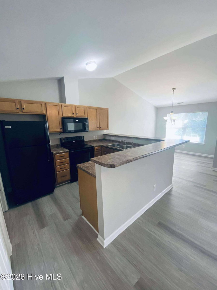2412 King Richard Court F, Greenville, NC 27858 — photo 5