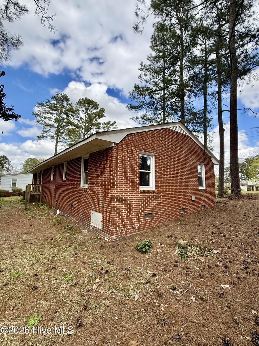 1004 Hyland Avenue, Williamston, NC 27892 — photo 5