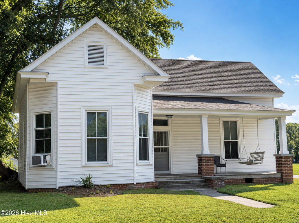 4390 W Church Street, Farmville, NC 27828