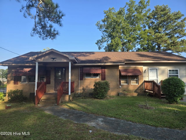 208 Center Street, Williamston, NC 27892