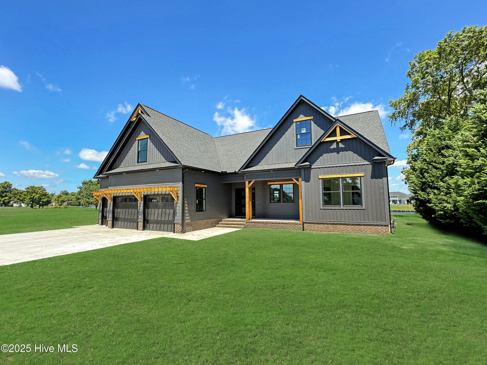 2224 Yawl Street, Elizabeth City, NC 27909 — photo 2