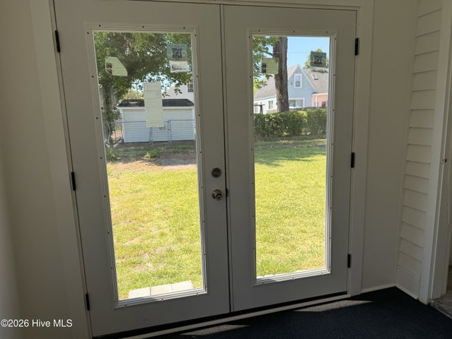 911 W Elizabeth Street, Elizabeth City, NC 27909 — photo 17