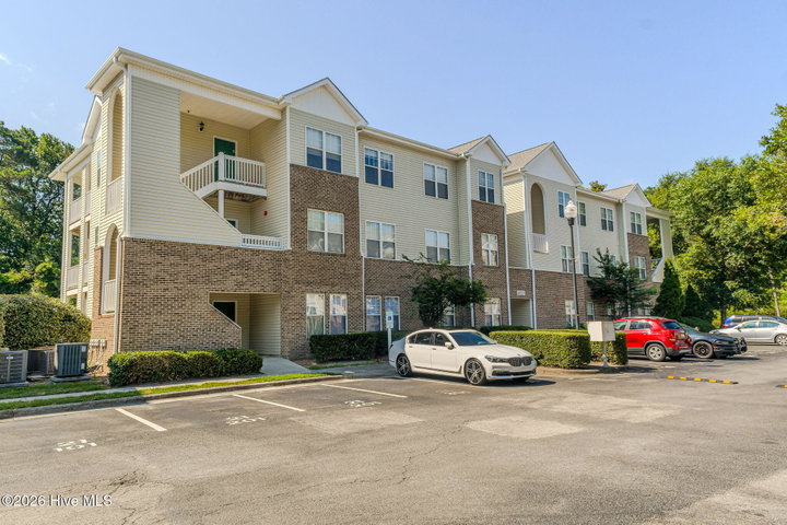 4521 Sagedale Drive Unit 101 image
