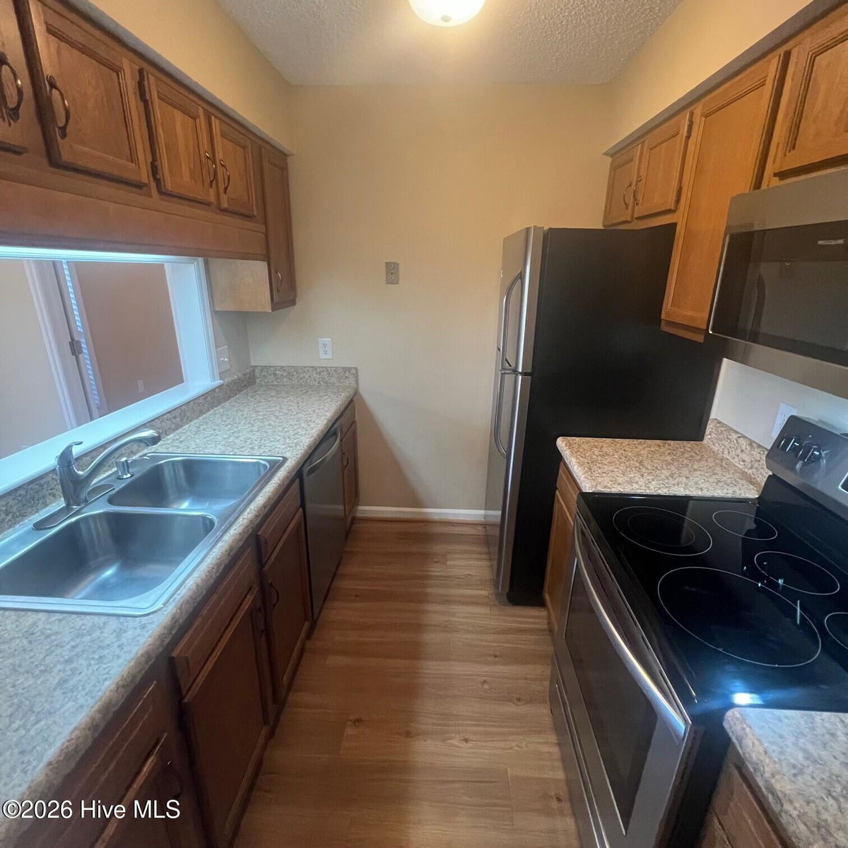 211 Hidden Branches Close, Winterville, NC 28590 — photo 4
