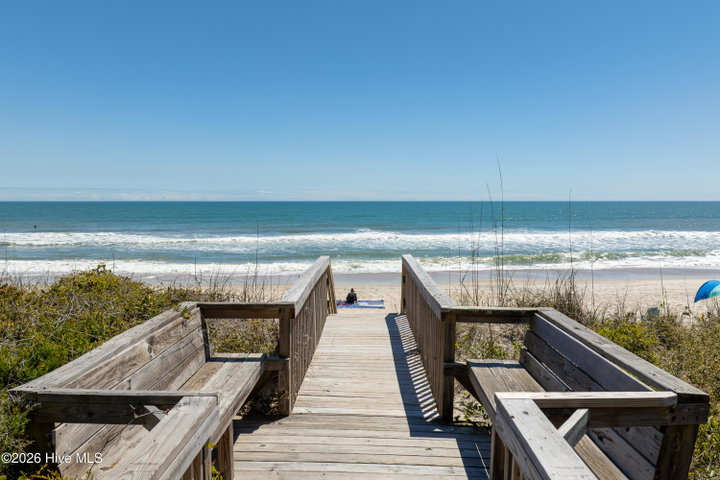 3976 Island Drive image