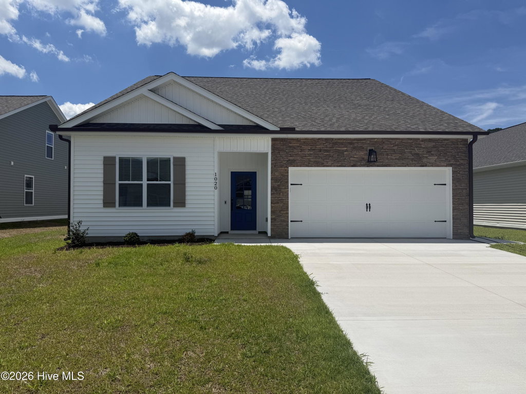 1020 Seven Iron Drive, Ayden, NC 28513