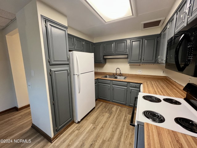 1221 Riverside Avenue 105, Elizabeth City, NC 27909 — photo 3