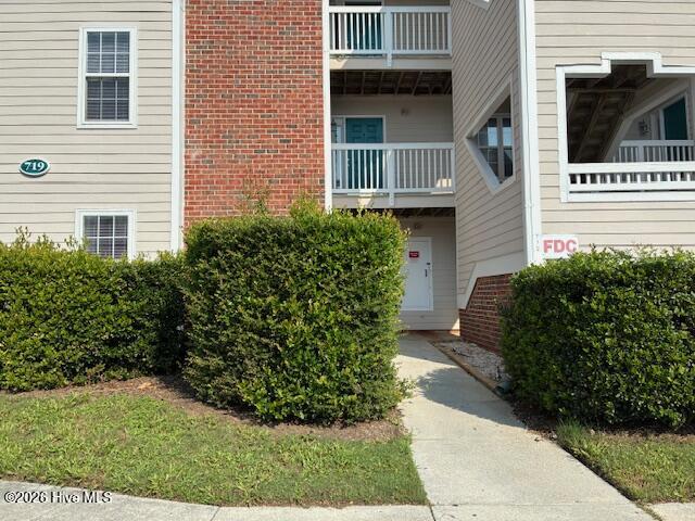 719 Melba Court C image
