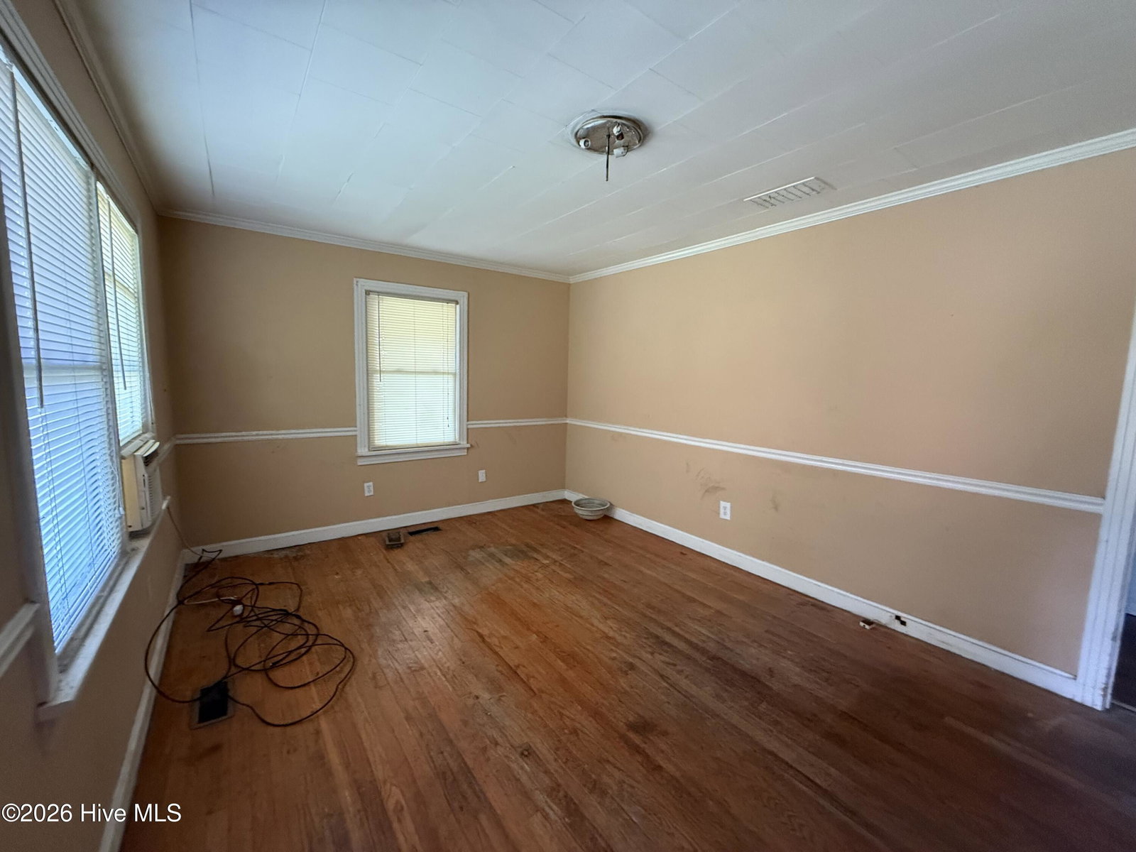 217 N Edgewood Avenue, Williamston, NC 27892 — photo 5