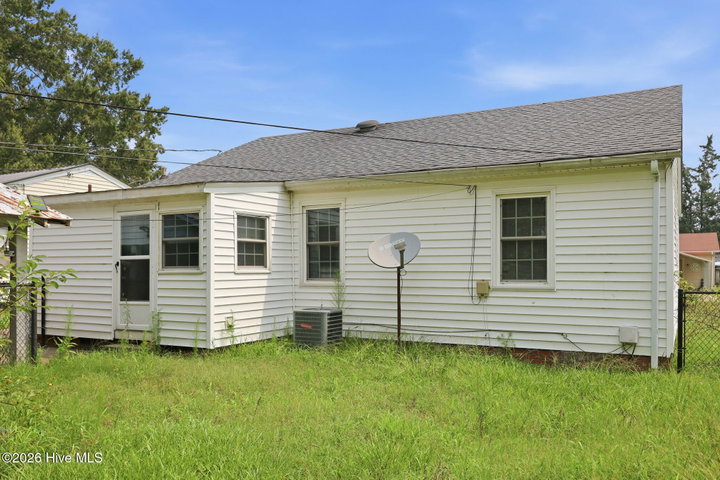 203 Fairview Street, Williamston, NC 27892 — photo 27