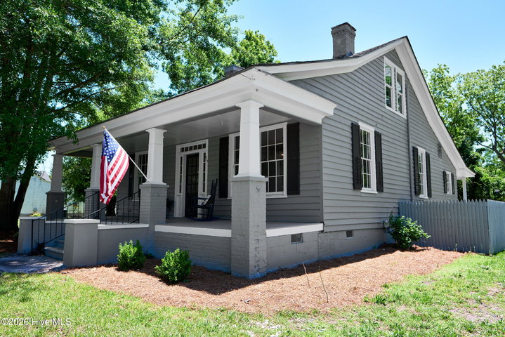 319 W Grubb Street, Hertford, NC 27944