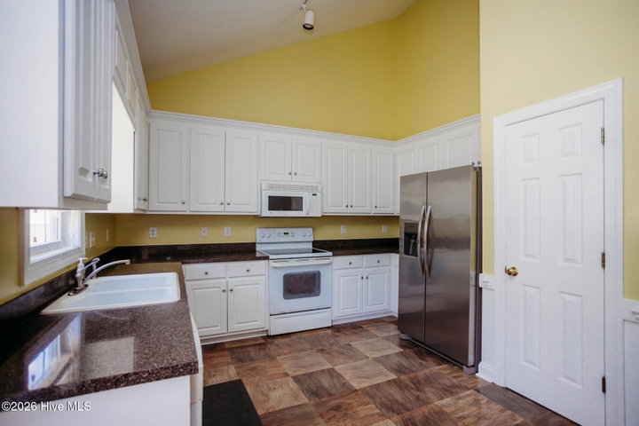 2625 Camille Drive, Winterville, NC 28590 — photo 6