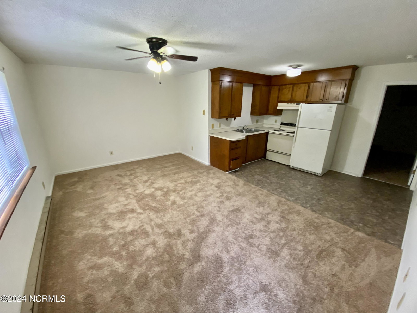 2609 Macgregor Downs Road 14, Greenville, NC 27834 — photo 5