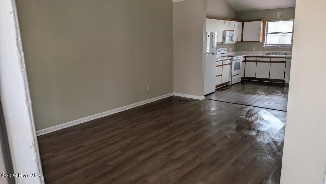 206 Wyndham Circle Circle A, Greenville, NC 27834 — photo 2