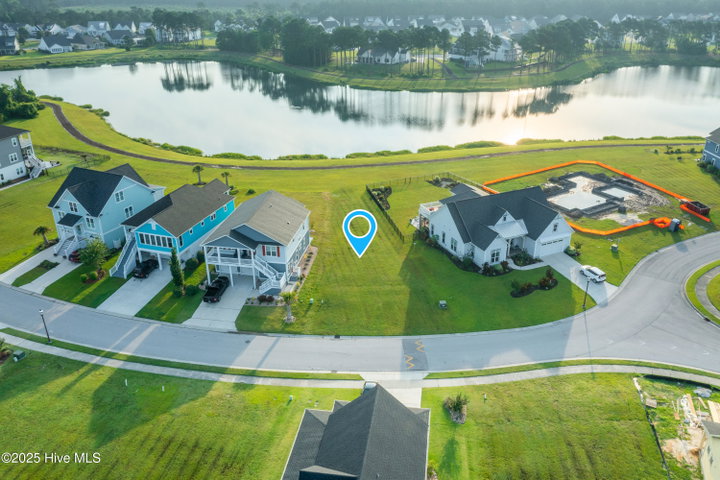 367 412 Summerhouse Drive image