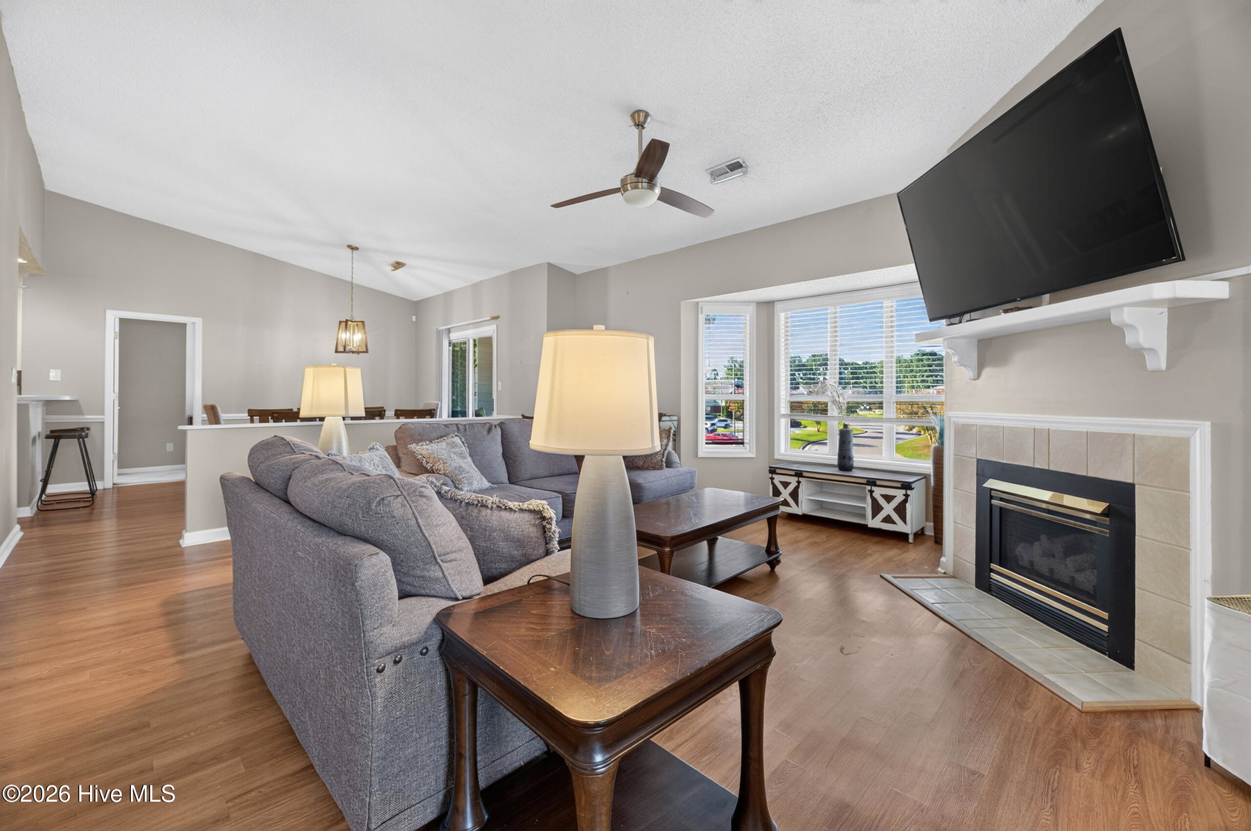 101 Breezewood Drive H, Greenville, NC 27858 — photo 3