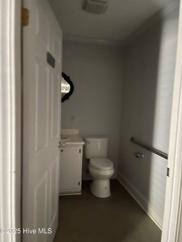 2710 E 10th Street, Greenville, NC 27858 — photo 8
