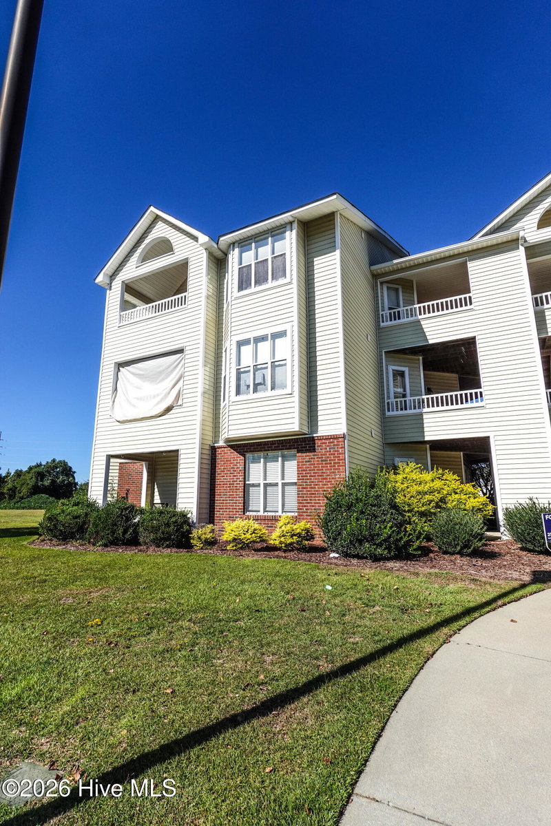 531 Spring Forest Road B, Greenville, NC 27834 — photo 3