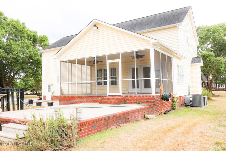 1213 Windbrooke Drive, Grimesland, NC 27837 — photo 4
