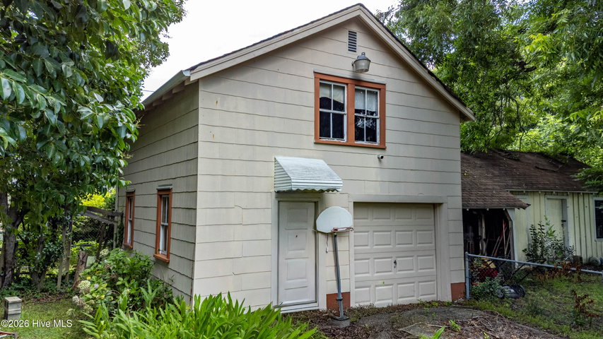 606 W Colonial Avenue, Elizabeth City, NC 27909 — photo 37