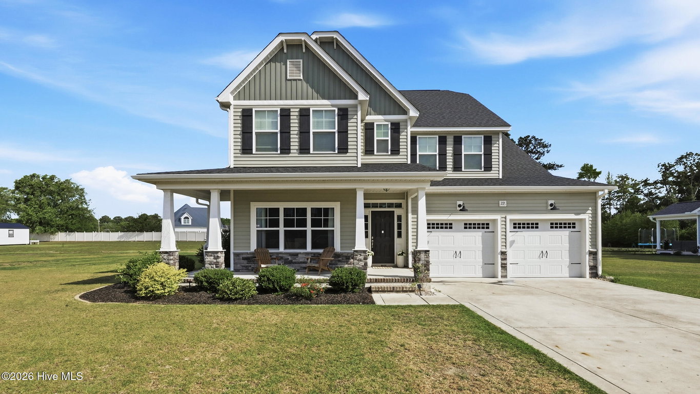 2240 Three Oaks Drive, Greenville, NC 27858