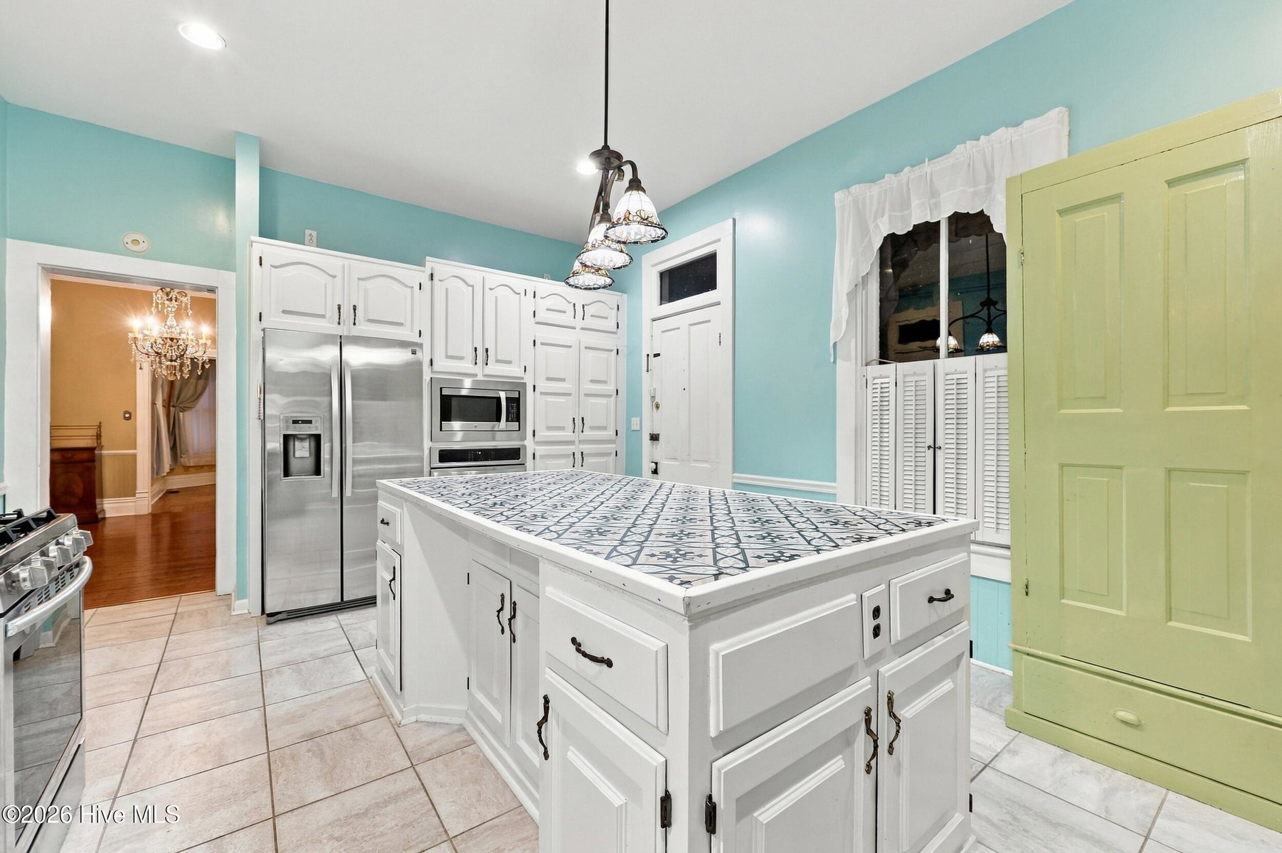 601 W Main Street, Elizabeth City, NC 27909 — photo 2