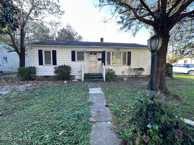 100 Plymouth Street, Williamston, NC 27892 — photo 9