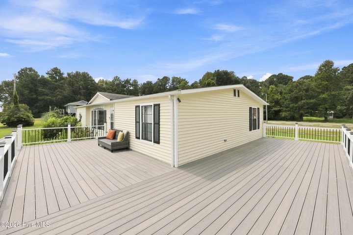 100 Clubhouse Road, Hertford, NC 27944