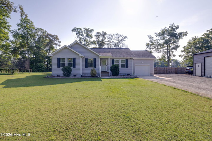 100 Walnut Acres Way, Barco, NC 27917