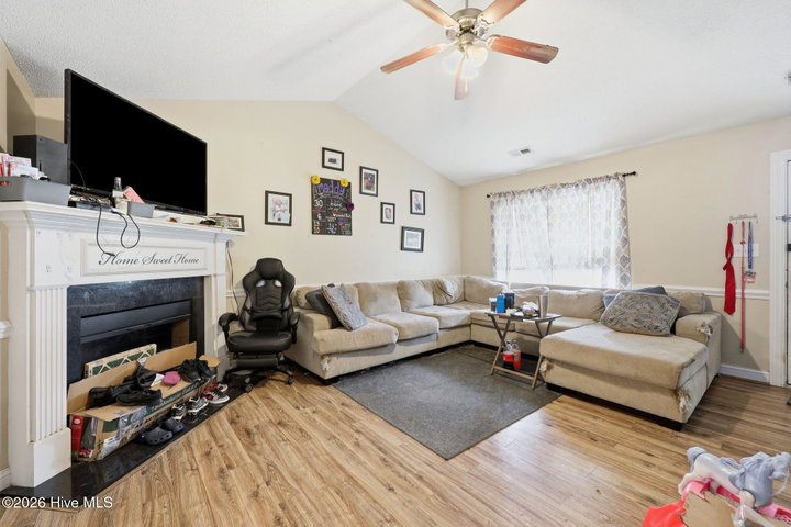 3726 Countryaire Drive, Ayden, NC 28513 — photo 4