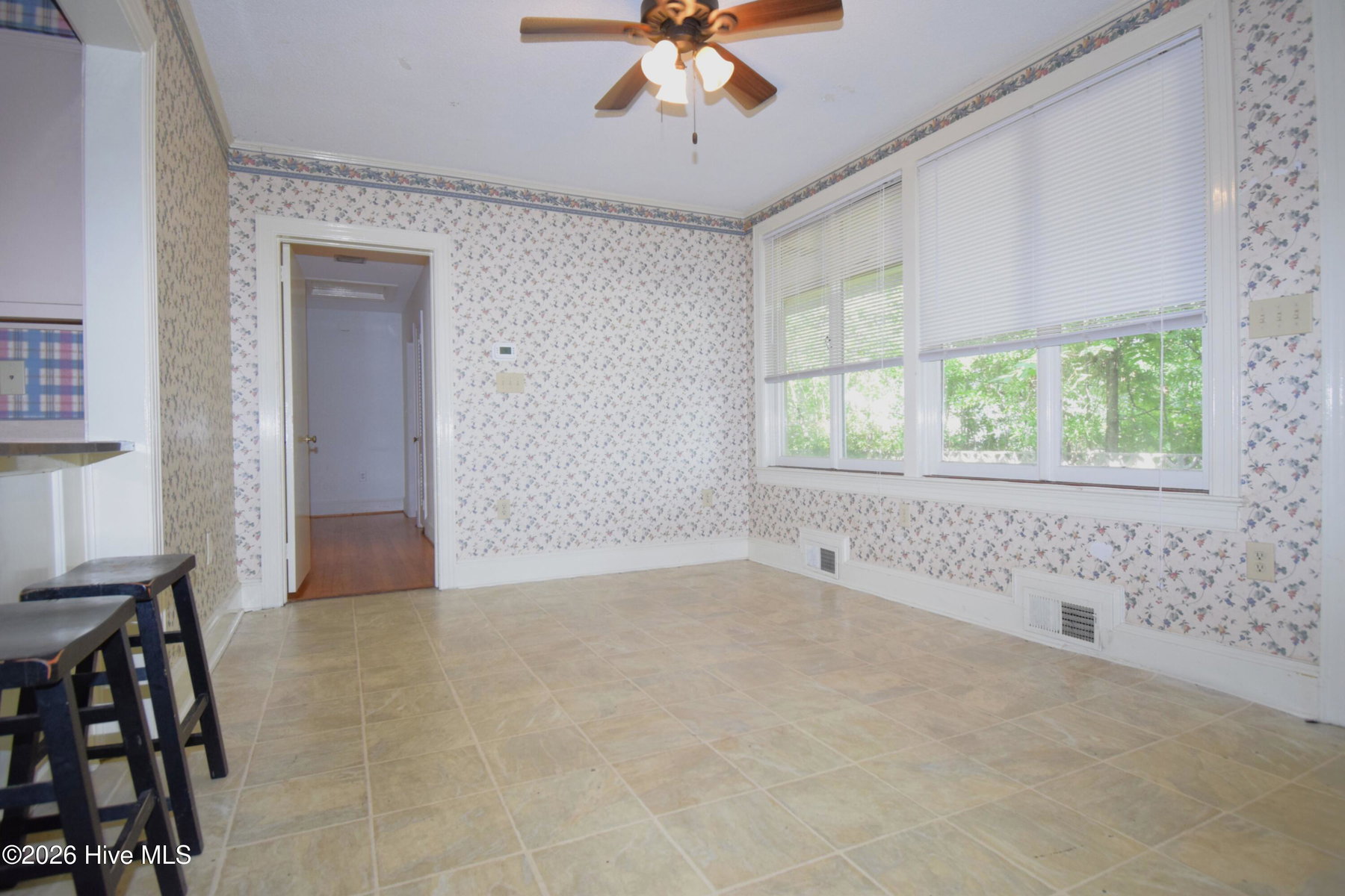 1509 E 4th Street, Greenville, NC 27858 — photo 5