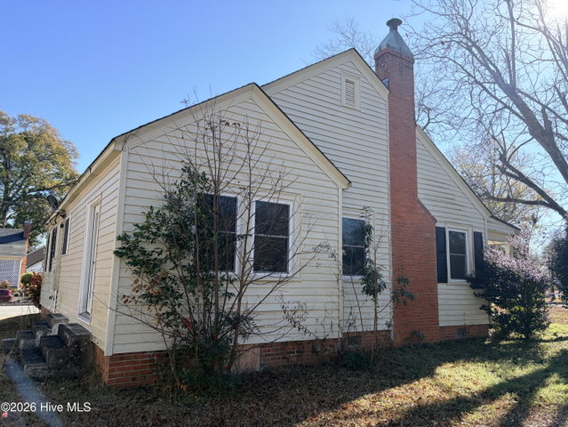 104 Davis Street, Greenville, NC 27834 — photo 2