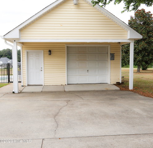1213 Windbrooke Drive, Grimesland, NC 27837 — photo 7