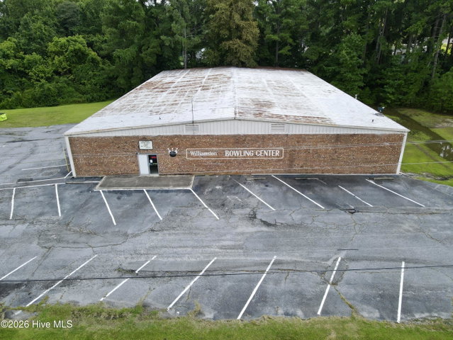 915 E Boulevard, Williamston, NC 27892 — photo 2