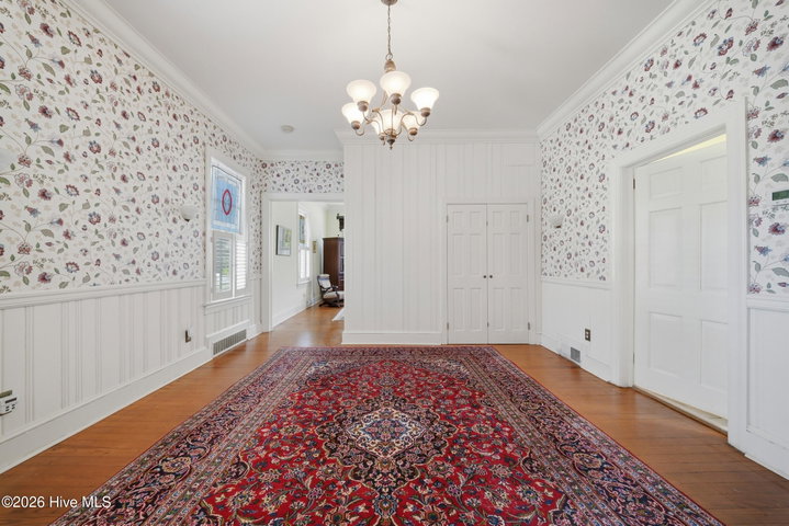 215 W Queen Street, Edenton, NC 27932 — photo 8