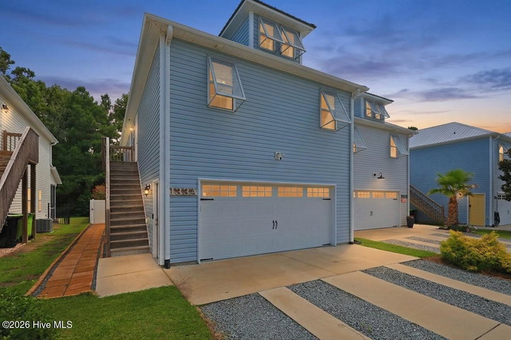 133 James Avenue A image