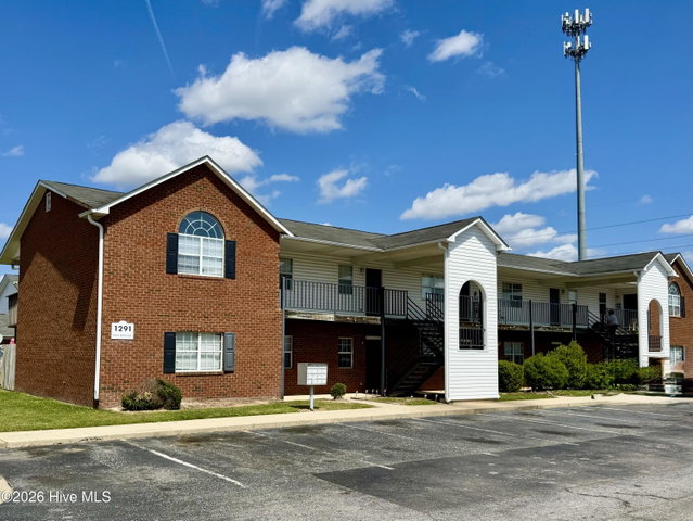1293 Park West Drive 9, Greenville, NC 27834