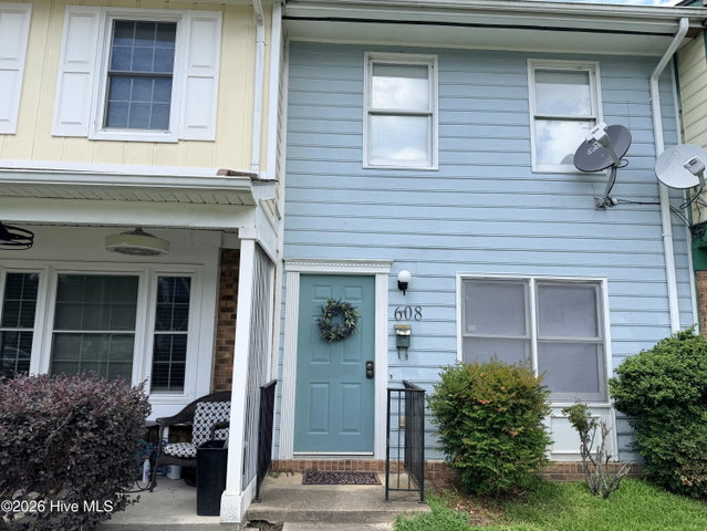 608 W Church Street, Elizabeth City, NC 27909 — photo 2