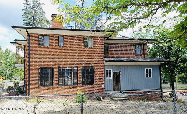 1001 W Main Street, Williamston, NC 27892 — photo 3