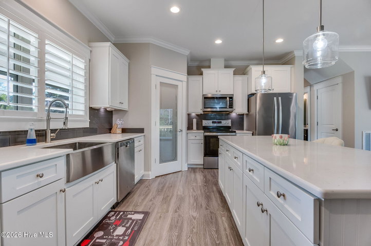 113 Kings Harbor Drive image
