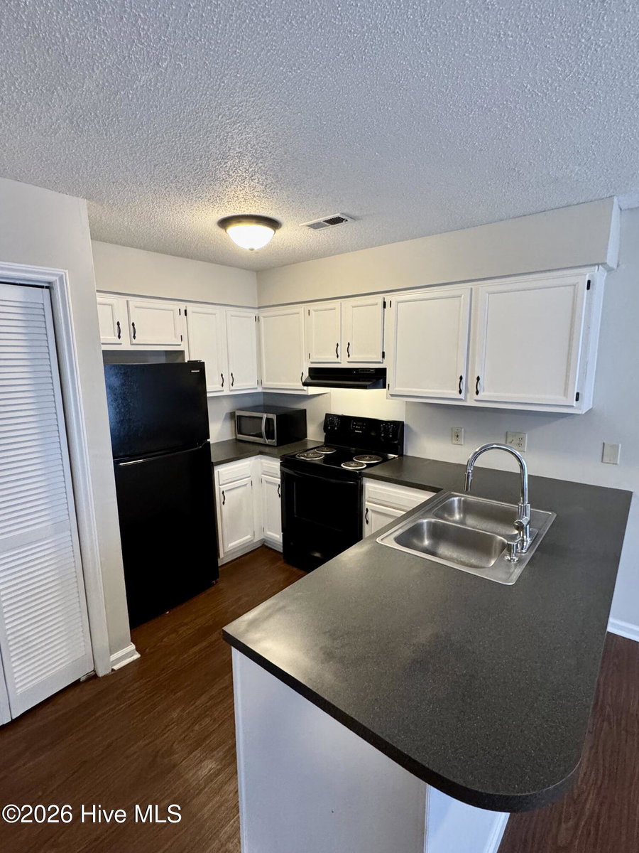 3410 Evans Street B, Greenville, NC 27858 — photo 4