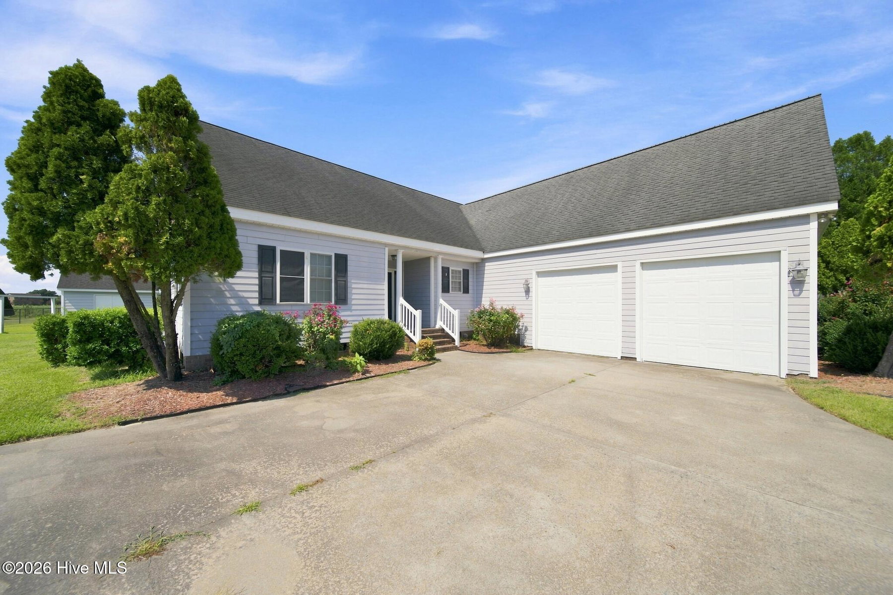 1108 Greenmeade Court, Greenville, NC 27858 — photo 2