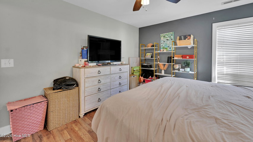 3921 Granada Drive B, Winterville, NC 28590 — photo 26