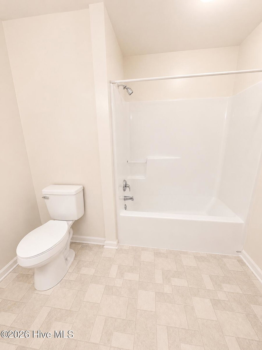 2235 Locksley Woods Drive E, Greenville, NC 27858 — photo 5