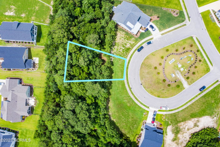 604 70 Martin House Loop image