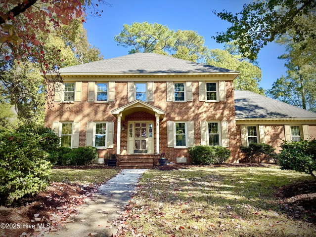 703 Daventry Drive, Greenville, NC 27858