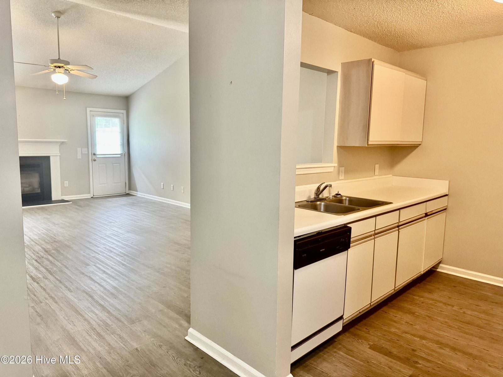 2621 Richard Drive A, Greenville, NC 27834 — photo 2